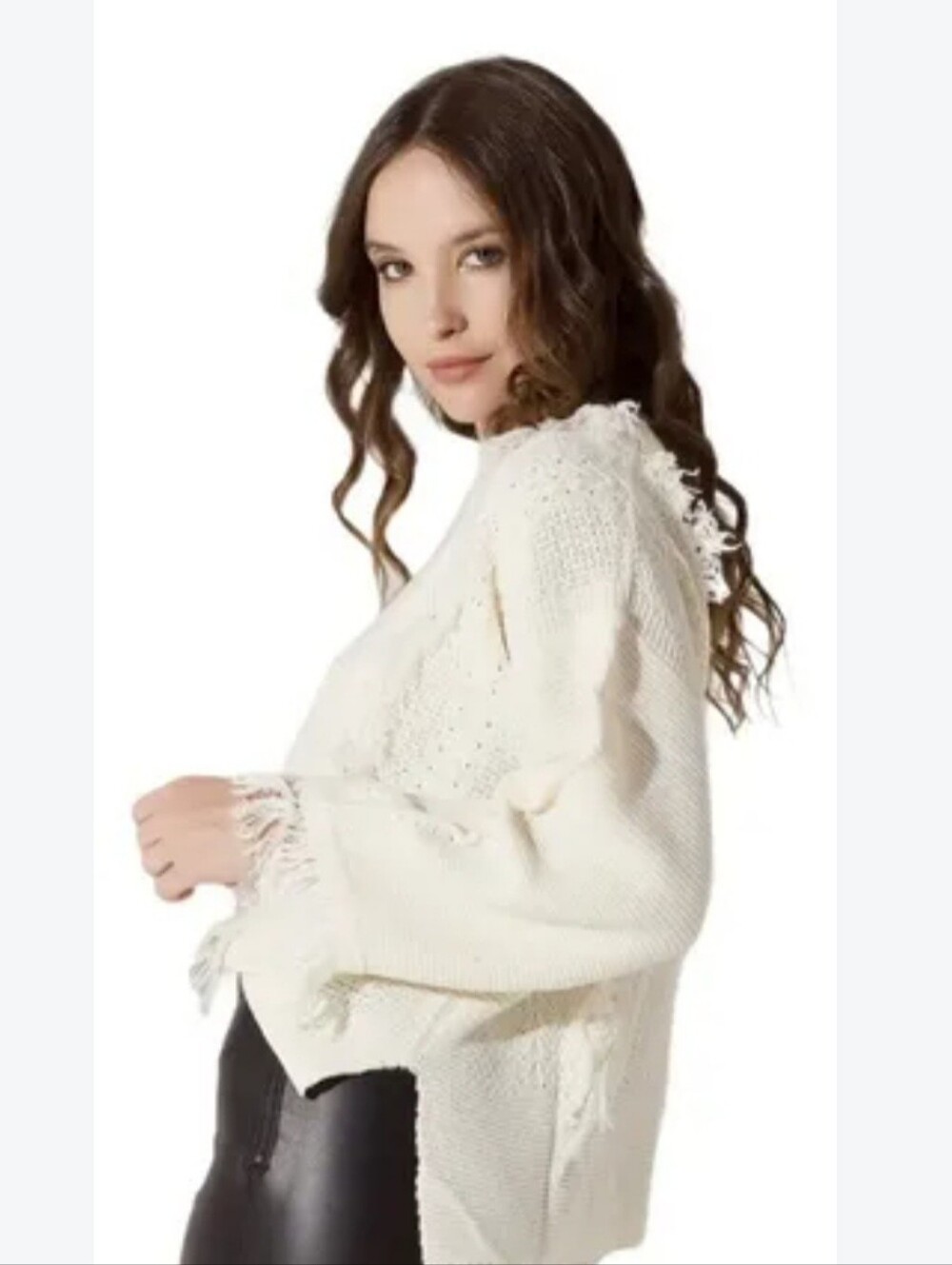 NWOT Moon River Fringe White Side Slit Open Knit V Neck Sweater